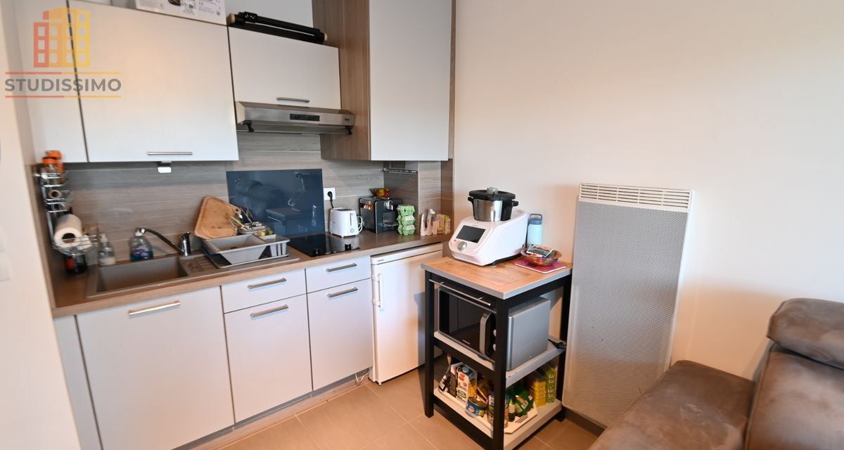 Studio 21m² La Ciotat - Récent, parking, proche centre Saint-Jean - Photo 3