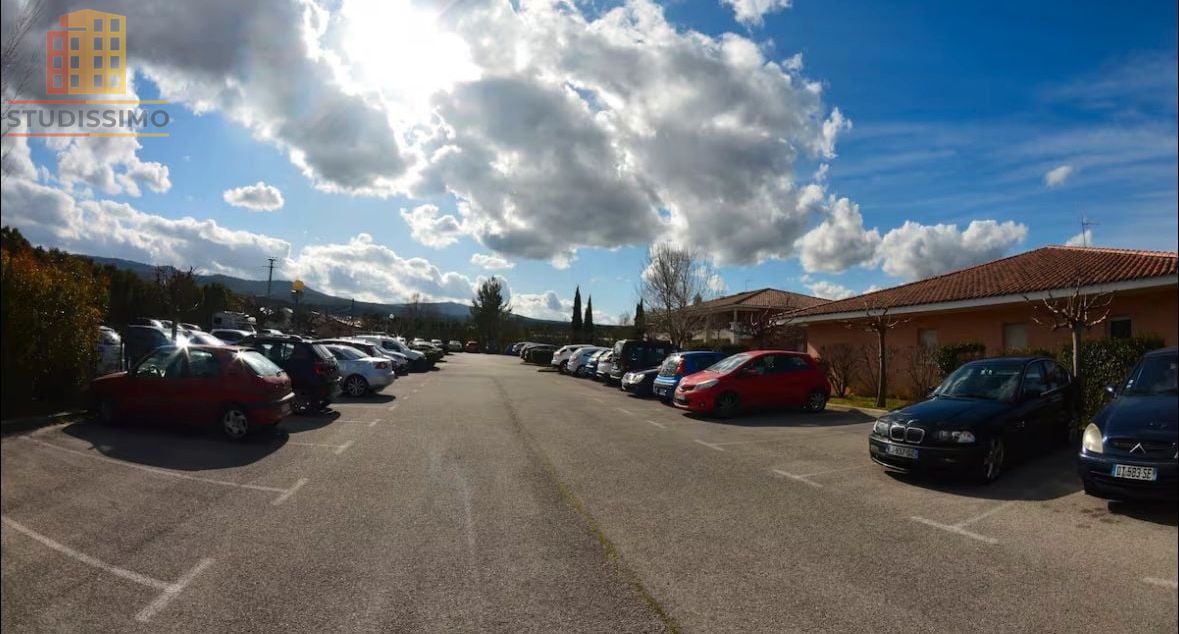 Appartement 31m² Trets - Rénové, piscine - Photo 2