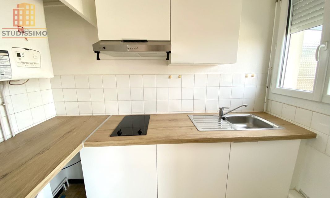 T1 25m² Toulouse centre - Dernier étage, balcon, parking - Photo 2