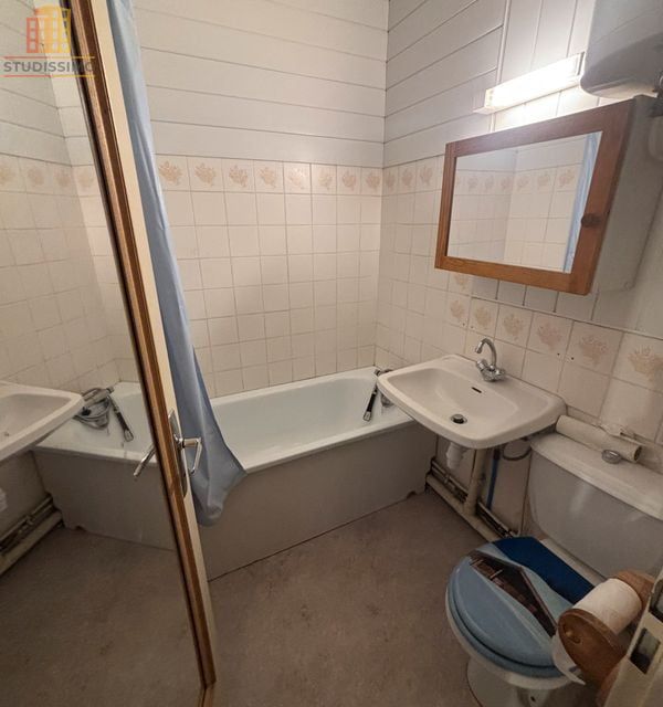 Studio 24m² Bagnères-de-Luchon - Photo 1