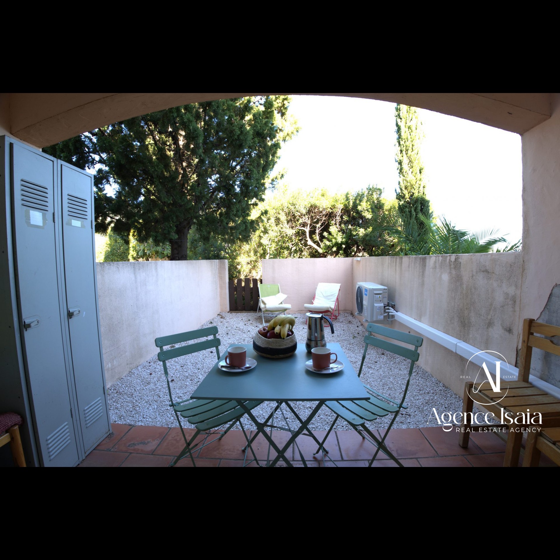 Charmant T2 rénové avec terrasses, jardin, piscine et tennis – Proche centre et plage - Photo 5