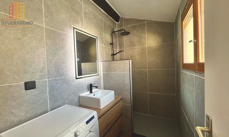 Appartement 33m² Menton - Dernier étage, parking - Photo 1