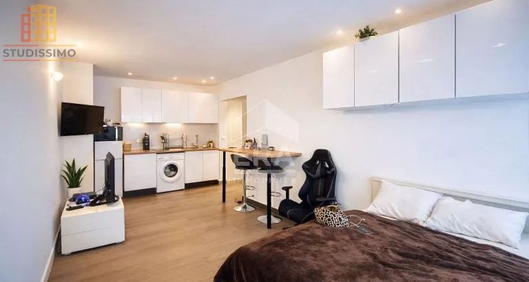 Studio 25m² Le Cannet Maurice Jean Pierre - Photo 2