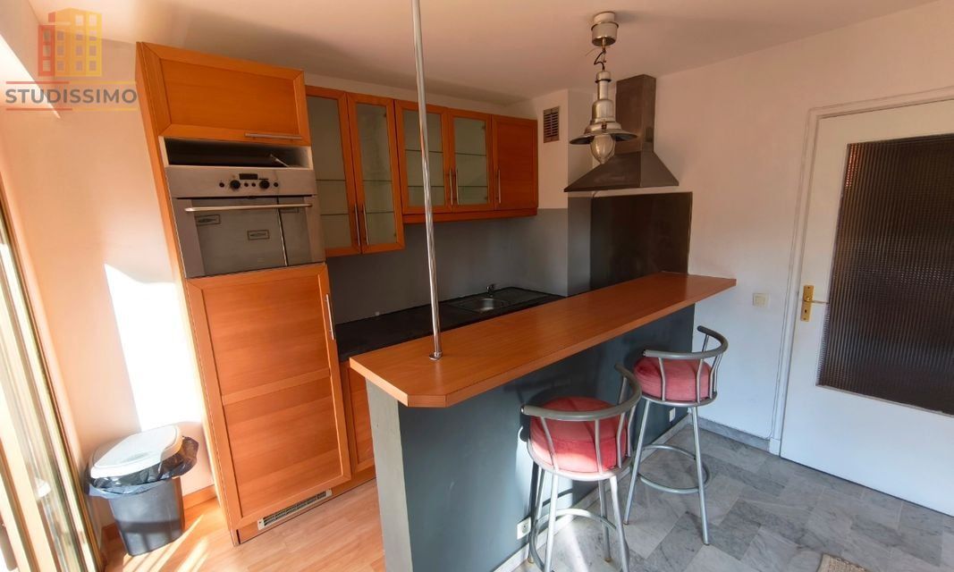 Studio 25m² Le Cannet - Balcon, parking privé - Photo 2