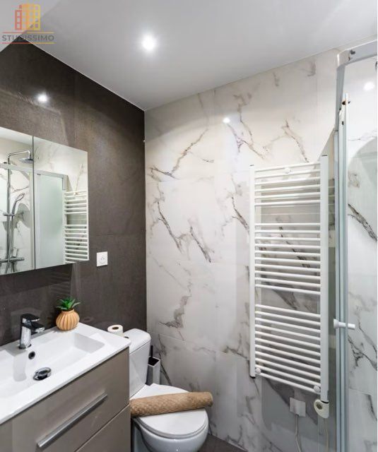 Studio 17m² Saint-Laurent-du-Var - Rénové, front de mer - Photo 1