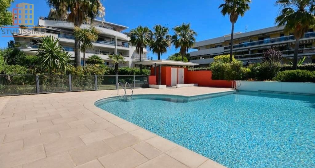 Studio 28m² Saint-Laurent-du-Var - Résidence haut standing, piscine - Photo 1