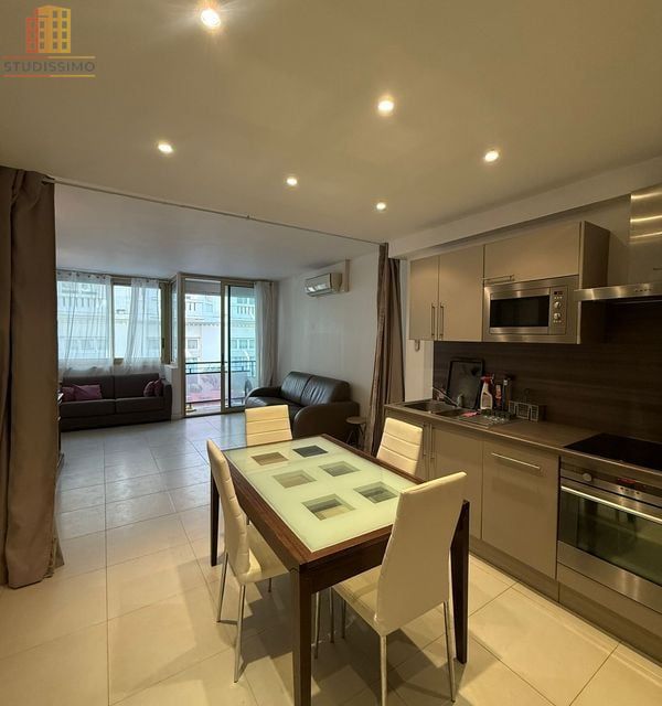 Studio 36m² Cannes Banane - Face Martinez, spacieux - Photo 2