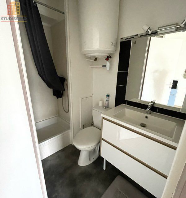 T1 17m² Nantes île de Nantes - Avec parking - Photo 8