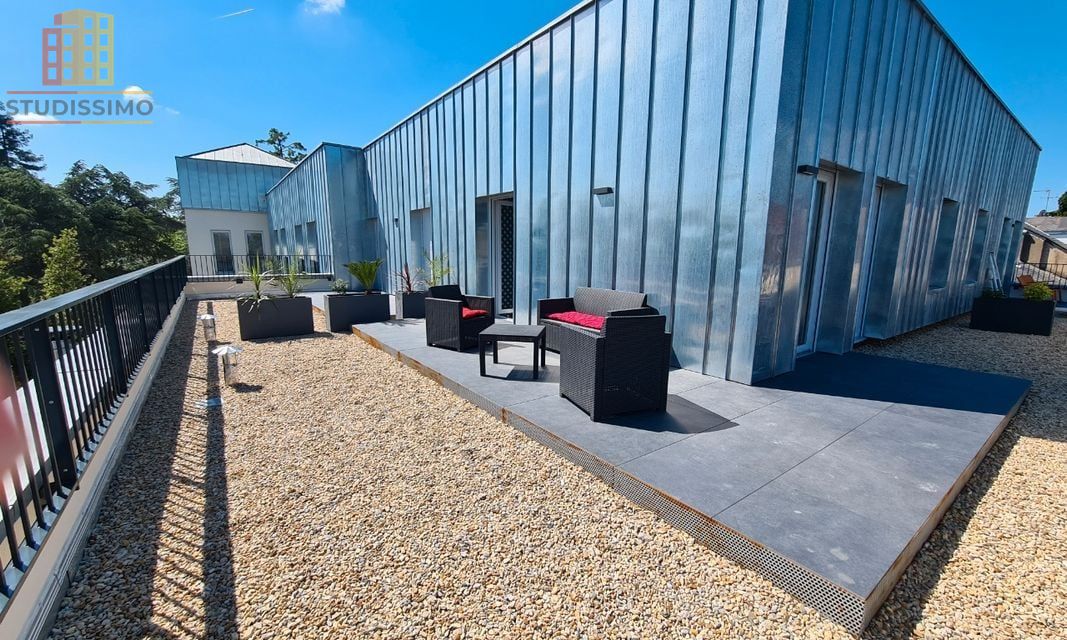 T1 bis 30m² Nantes - Rooftop, vue panoramique - Photo 7