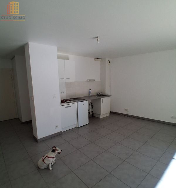 Studio 28m² Montpellier - Terrasse, parking - Photo 2