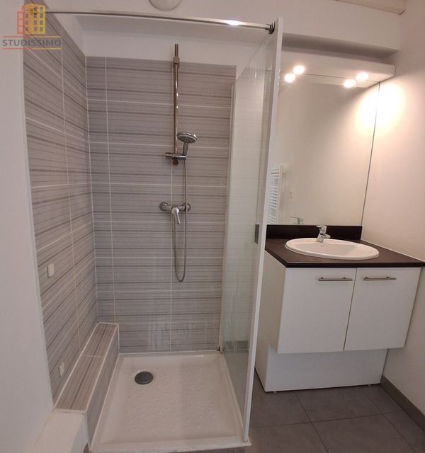 Studio 28m² Montpellier - Terrasse, parking - Photo 1
