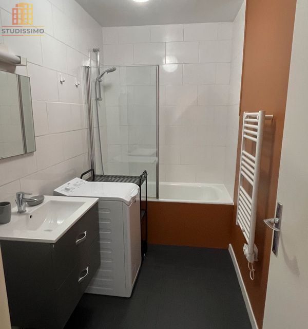 Studio 26m² Montpellier Plan des 4 Seigneurs - Balcon, parking - Photo 2