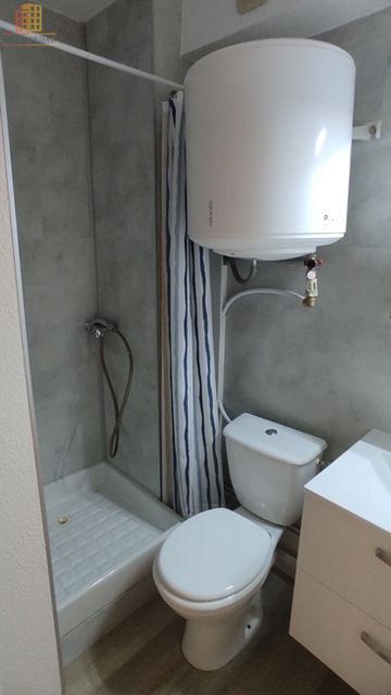 Studio 18m² Lamalou-les-Bains - Loggia - Photo 2