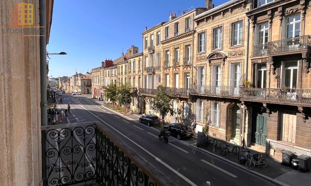 Studio 33m² Bordeaux centre - Balcon, proche hôpital Saint-André - Photo 4