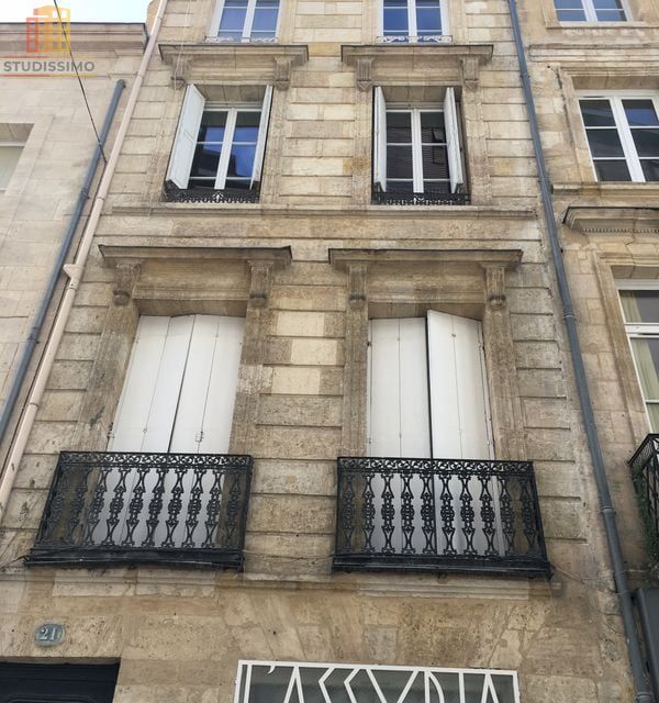 T1 27m² Bordeaux centre - Cuisine séparée - Photo 2