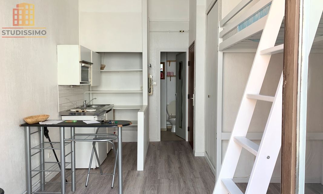 Studio 1 pièce 59800 Lille - Photo 1