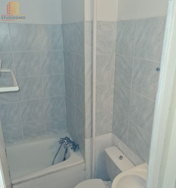 Studio 20m² Strasbourg Halles - Balcon, bon état - Photo 2