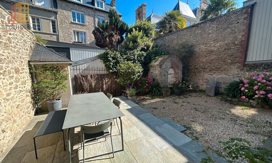 Studio 25m² Dinard centre - Emplacement hyper central - Photo 1