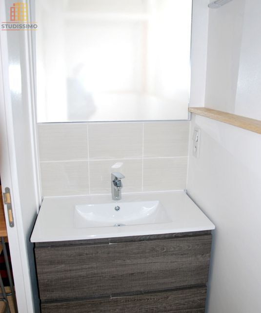 Studio meublé 14m² Rennes centre - Face Palais Saint-Georges - Photo 1