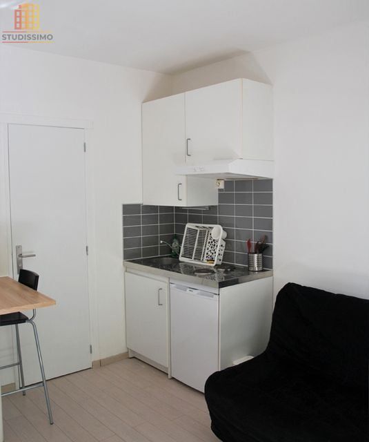 Studio meublé 14m² Rennes centre - Face Palais Saint-Georges - Photo 2