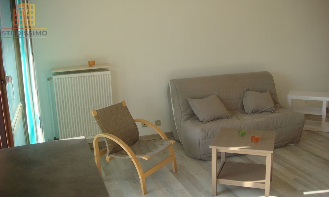 T1 bis meublé 27m² Grenoble Préfecture-Île Verte - Photo 1
