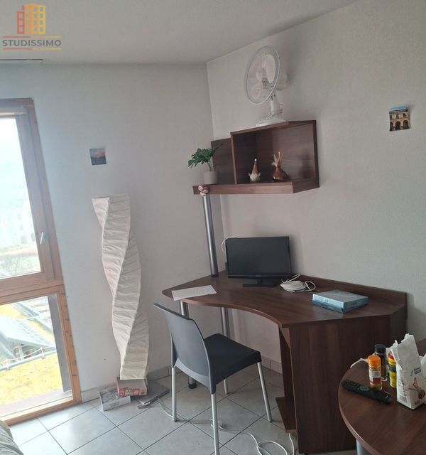 Studio 17m² Grenoble Caserne de Bonne - Résidence étudiante, dernier étage - Photo 10