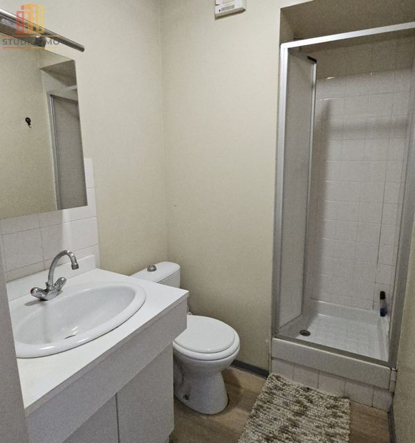 Studio meublé 17m² Grenoble - Idéalement situé, DPE C - Photo 2