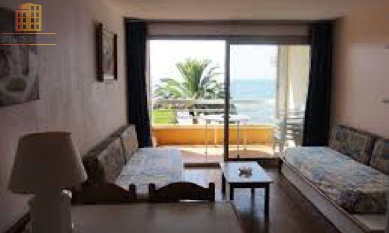 Studio 1 pièce  Saint-Raphaël  - Dernier étage - Photo 1