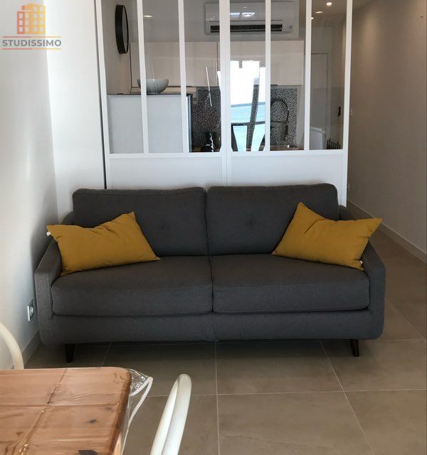 Studio 30m² Six-Fours-les-Plages Le Brusc - Rénové, face à la mer - Photo 10