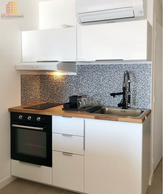 Studio 30m² Six-Fours-les-Plages Le Brusc - Rénové, face à la mer - Photo 8