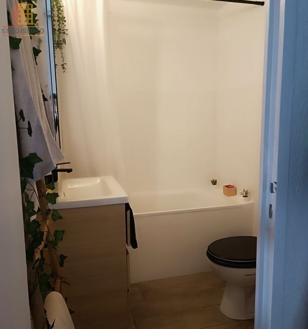 Studio 31m² Six-Fours-les-Plages centre - Lumineux, balcon - Photo 5