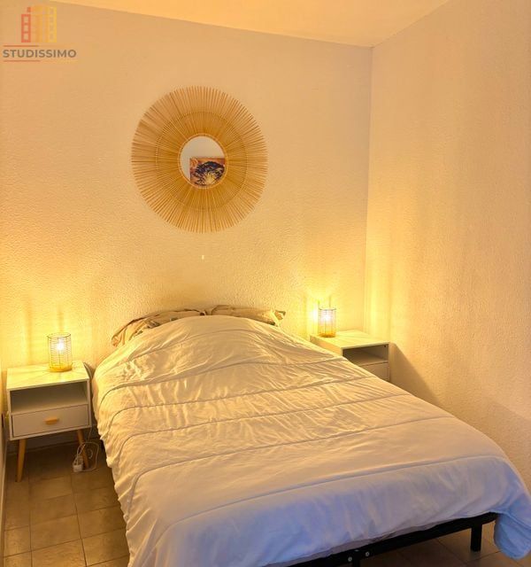 T1 27m² Bandol - Grand extérieur, parking - Photo 2