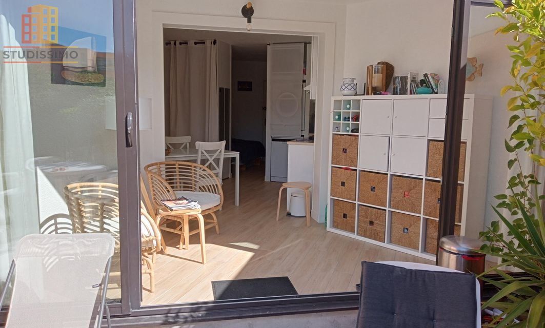 Studio 28m² La Londe-les-Maures - Photo 1