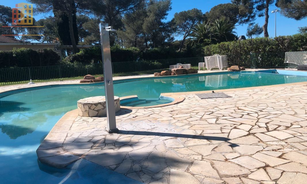 Studio meublé 23m² Saint-Raphaël - Front de mer, plein sud - Photo 2