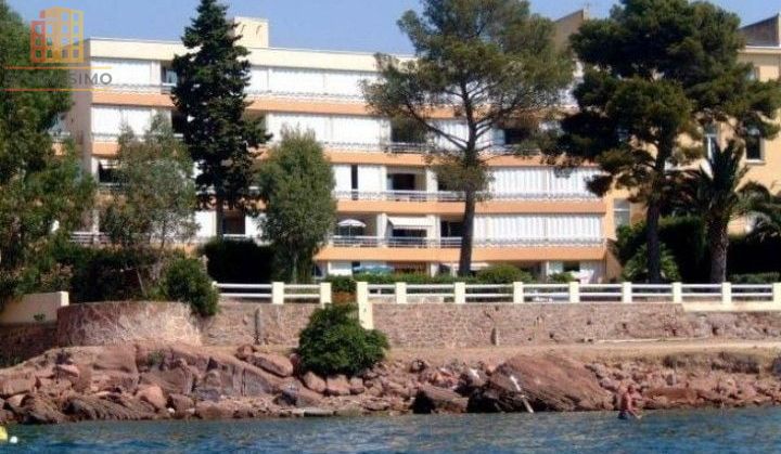 Studio 25m² Saint-Raphaël - Pieds dans l'eau - Photo 2