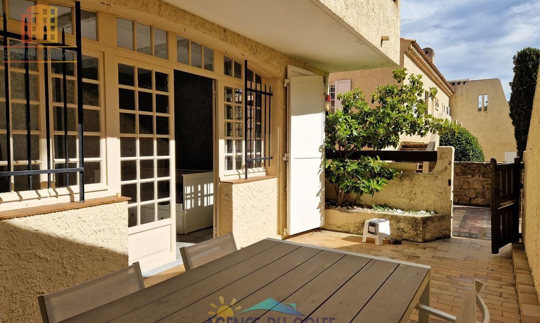 Studio 22m² Saint-Cyr-sur-Mer - Terrasse, proche port de la Madrague - Photo 2