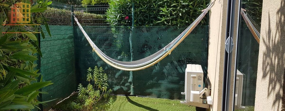 Studio 30m² Sanary-sur-Mer - Rez-de-jardin, résidence avec piscine - Photo 1