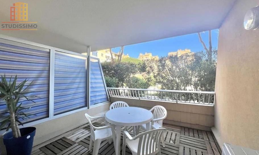 Studio 23m² Hyères Port - 1 pièce, emplacement recherché - Photo 2