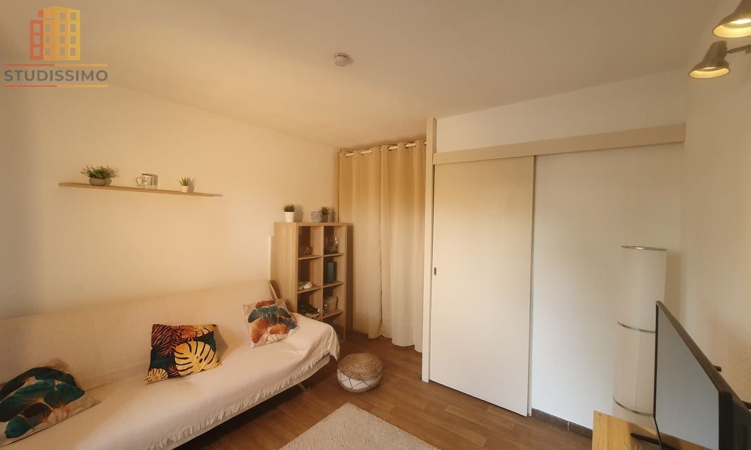 Studio meublé 24m² Hyères Port - Terrasse - Photo 6