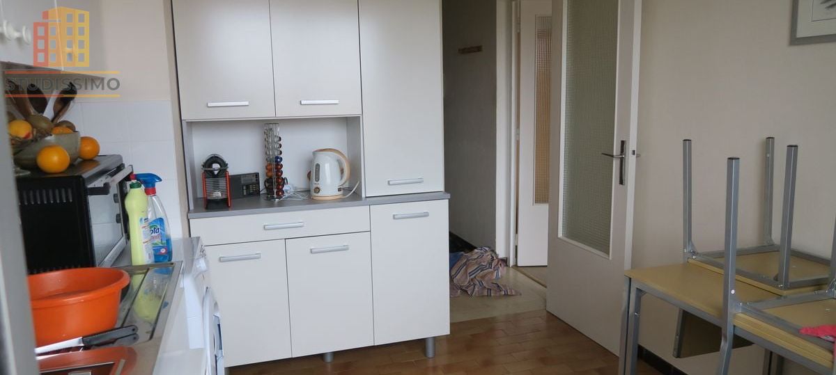 Studio 33m² Dijon Victor Hugo - En étage, meublé possible - Photo 2