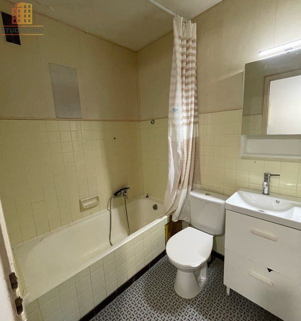 Studio 28m² Annemasse - Photo 2