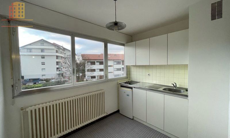 Studio 28m² Annemasse - Photo 1