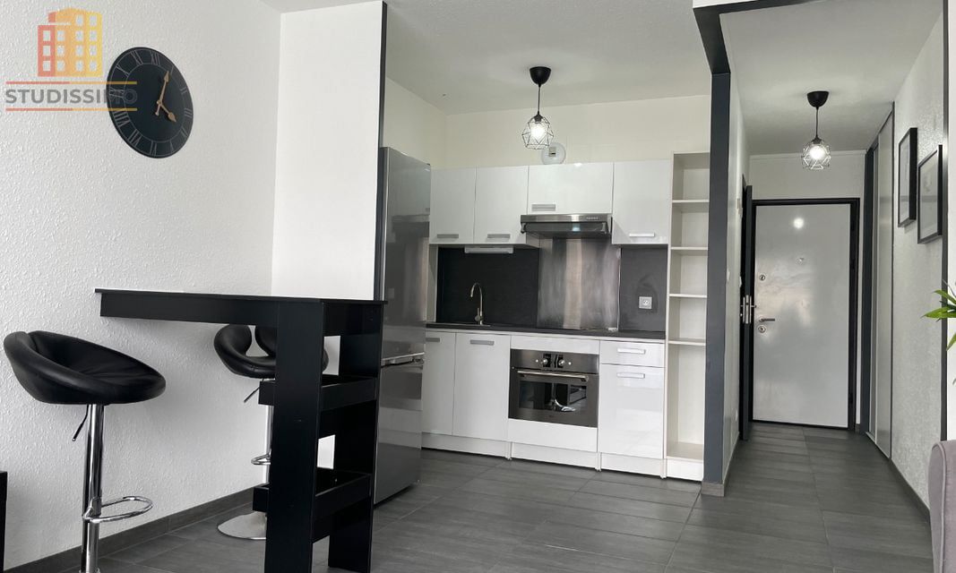 T1 meublé 27m² Saint-Julien-en-Genevois - Meublé, étage élevé - Photo 1