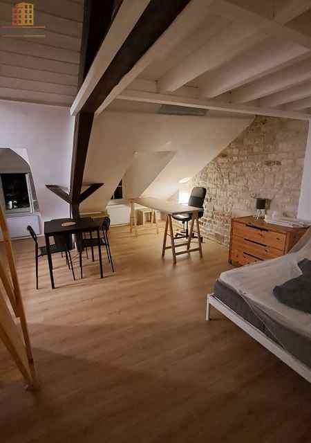 Studio 23m² Caen centre-ville - Lumineux, dernier étage, refait à neuf - Photo 1
